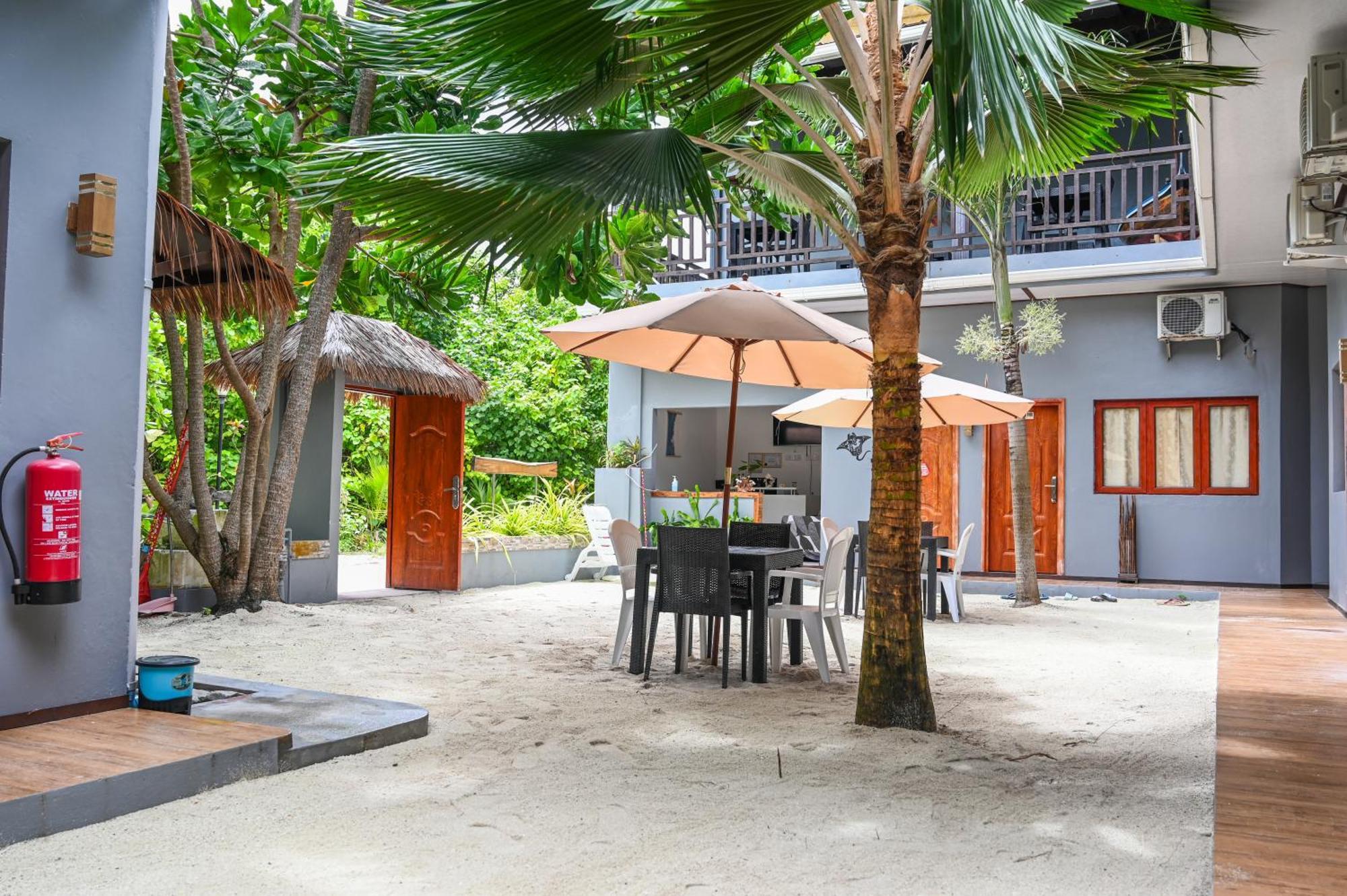 Sea View Villa Ukulhas Extérieur photo
